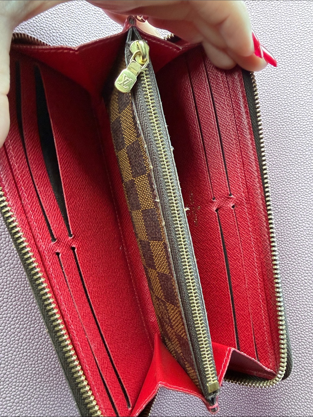 Louis Vuitton Damier Zip Wallet in Brown and Dark Brown - Picture 8 of 9